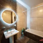 Ferienhaus Marsaskala Duplex With Private Patio Near Promenade Tas-Sienja