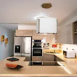 Marsaskala Duplex With Private Patio Near Promenade Ferienhaus *