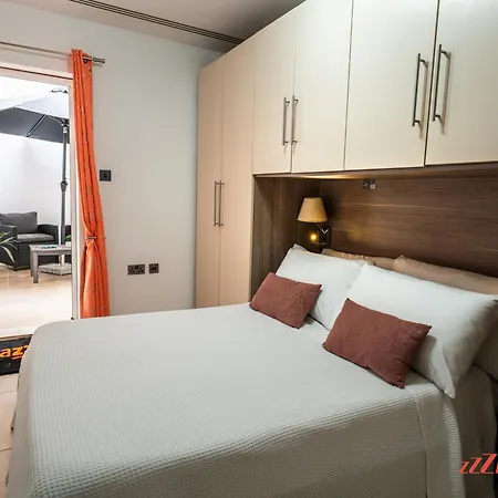 Marsaskala Duplex With Private Patio Near Promenade *
