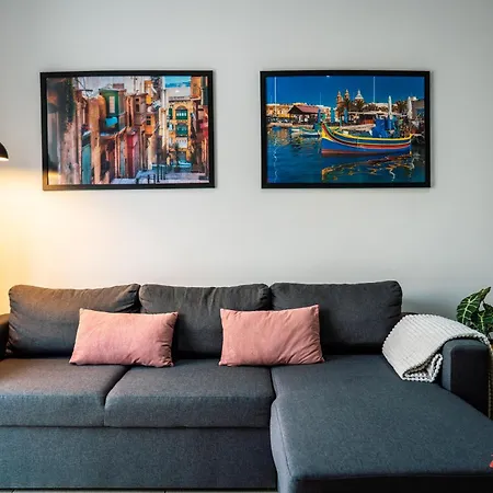 בית נופש Marsaskala Duplex With Private Patio Near Promenade