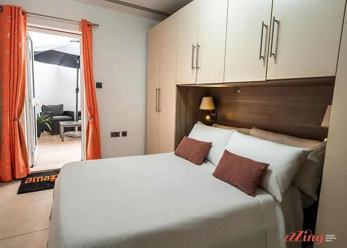 Marsaskala Duplex With Private Patio Near Promenade *