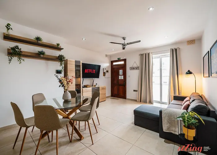 Marsaskala Duplex With Private Patio Near Promenade