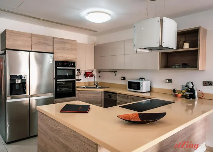 Marsaskala Duplex With Private Patio Near Promenade 別荘 Tas-Sienja